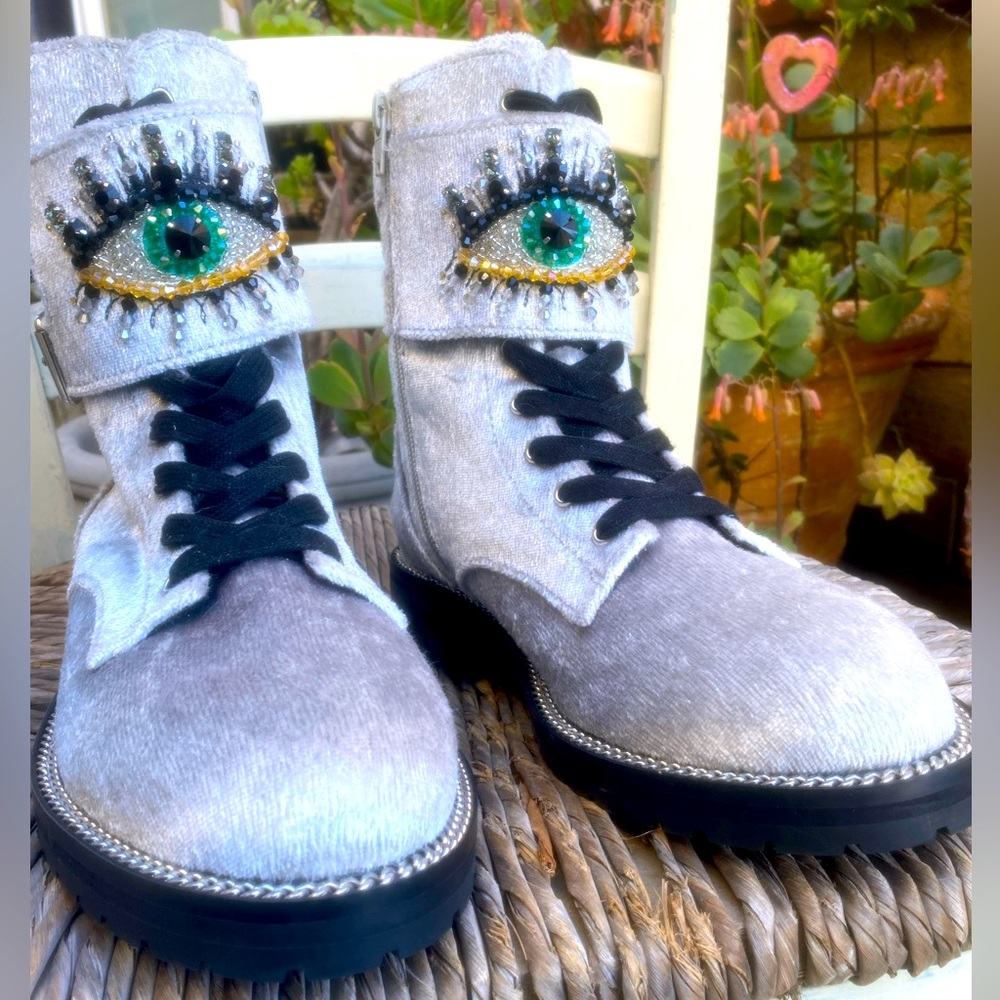 kurt geiger sutton evil eye boots silver velvet velvet buckle combat sz. 7.5